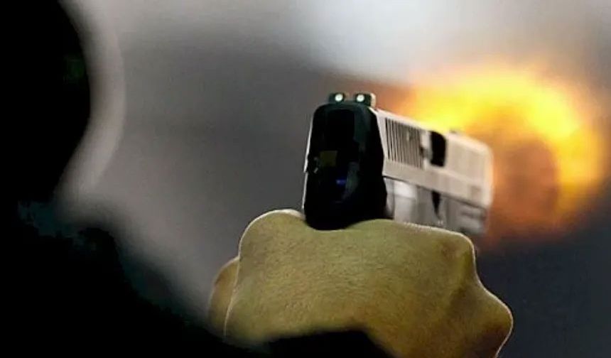 Oto galeriye silahlı saldırı: Silah ve 93 mermi ele geçirildi