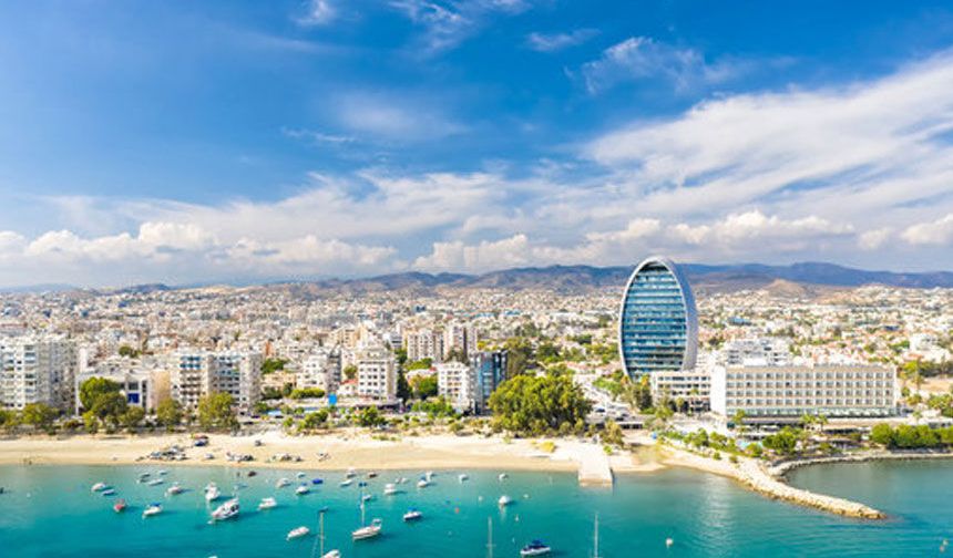 Güney Kıbrıs’ta turist sayısı 2025’te yüzde 12,2 arttı...