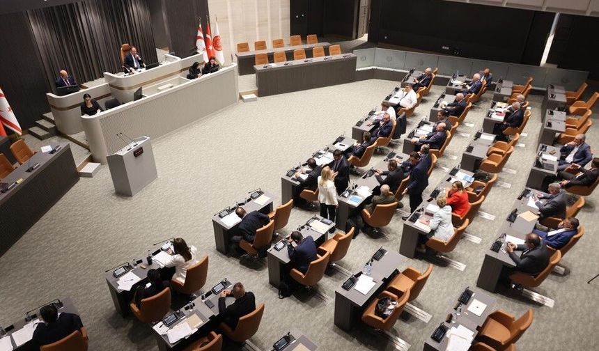 Genel Kurul tamamlandı: Üç yasa tasarısı ve iki yasa önerisi onaylandı