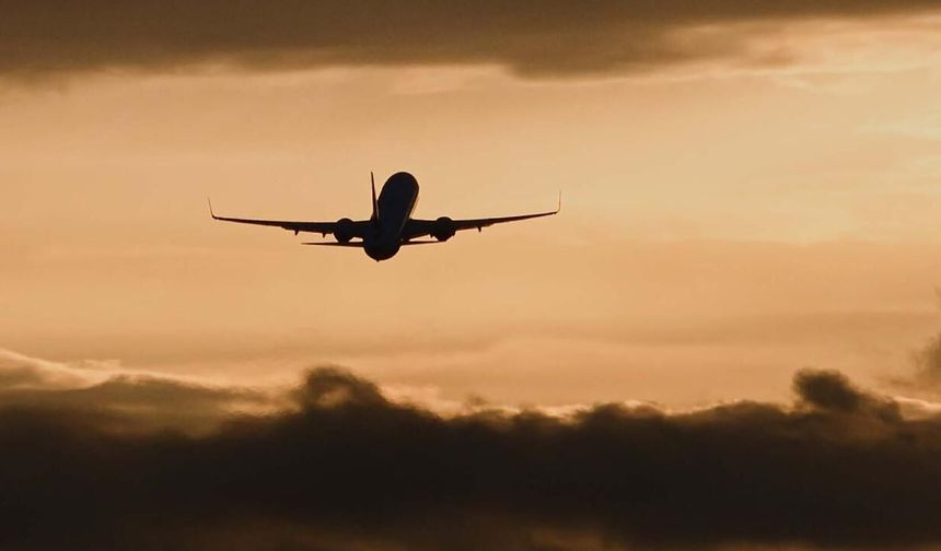 TC Ulaştırma Bakanı: Beş ülkeye bütün uçuşlar 2 Mart'a kadar iptal edildi