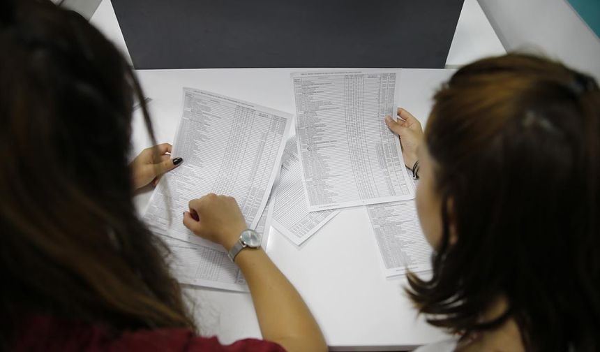 2025 YKS'de ilk 5'e giren ve başarı bursu almaya hak kazanan öğrenciler açıklandı