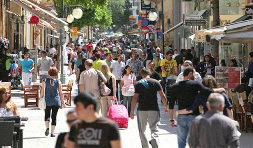 Güney Kıbrıs’ta nüfus 983 bine dayandı