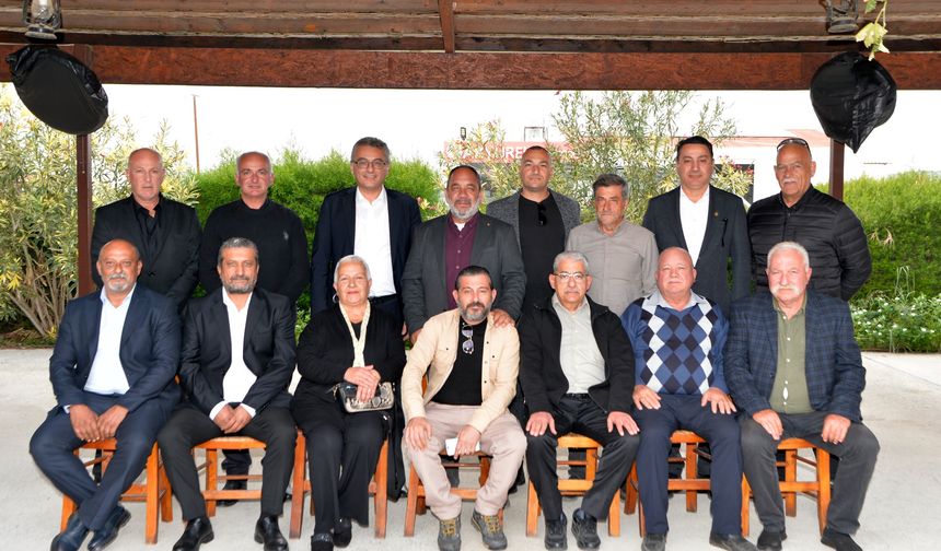 Cumhurbaşkanı Erhürman, Güzelyurt'ta muhtarlarla buluştu