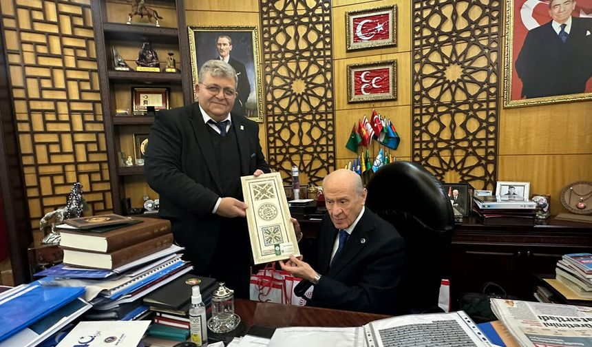 Kıbrıs Vakıflar İdaresi Genel Müdürü Tümer, Bahçeli ile görüştü