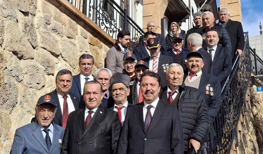 Başbakan Yardımcısı Ataoğlu, Beypazarı'nda Kıbrıs gazileriyle bir araya geldi