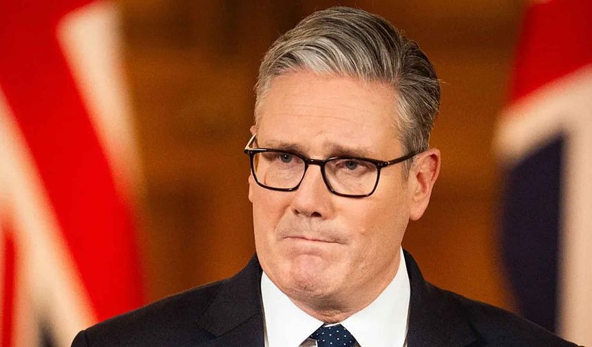 Starmer, sosyal medya şirketlerine çocuk güvenliği için baskıyı artırıyor