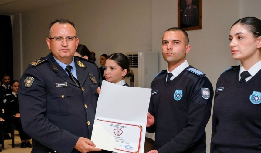 44 Sivil hizmet görevlisi, polis genel müdürlüğü kadrosuna dahil oldu…