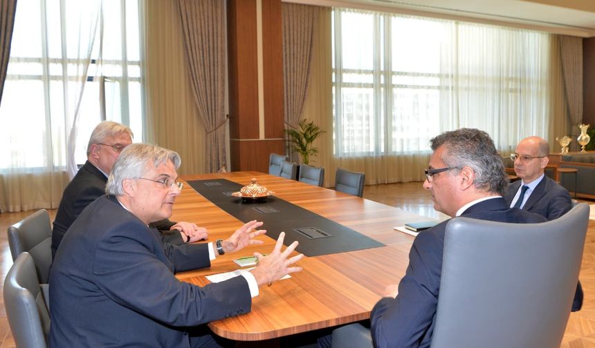 Erhürman, Almanya'nın Lefkoşa Büyükelçisi Hans-Peter Jugel'ı kabul etti