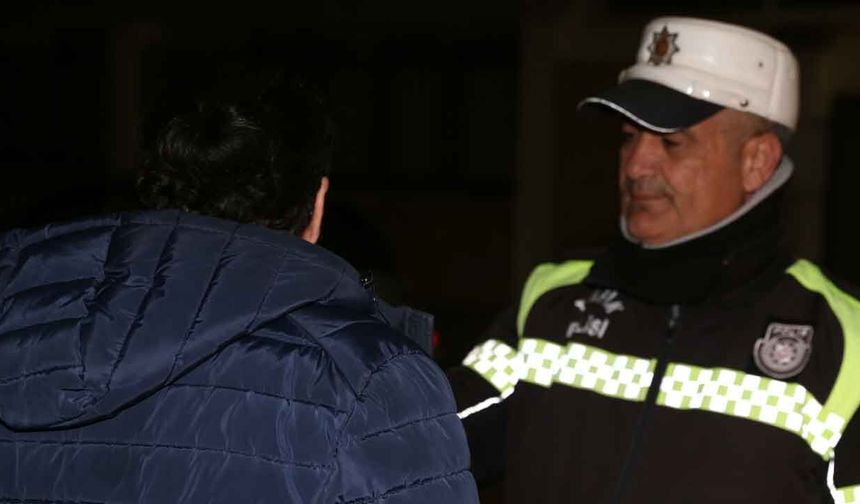 Ülkede eş zamanlı denetimler: Yüzlerce sürücüye ceza, çok sayıda tutuklama