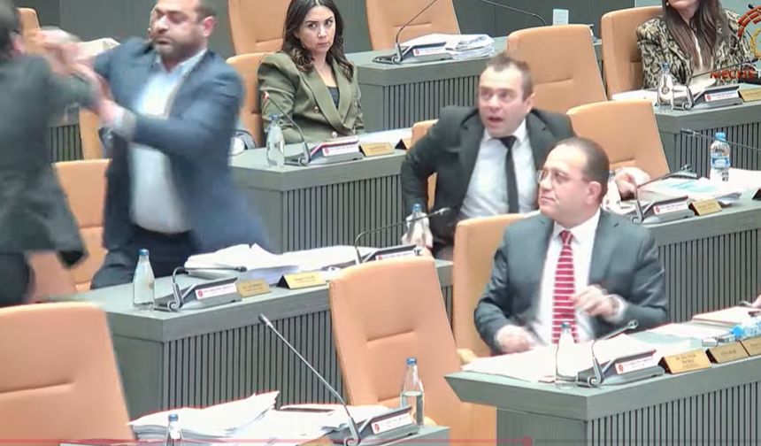 Meclis Genel Kurulu’nda gerginlik: Oturuma ara verildi