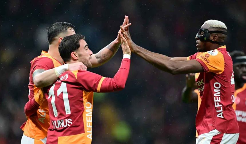 Galatasaray evinde 4 golle coştu
