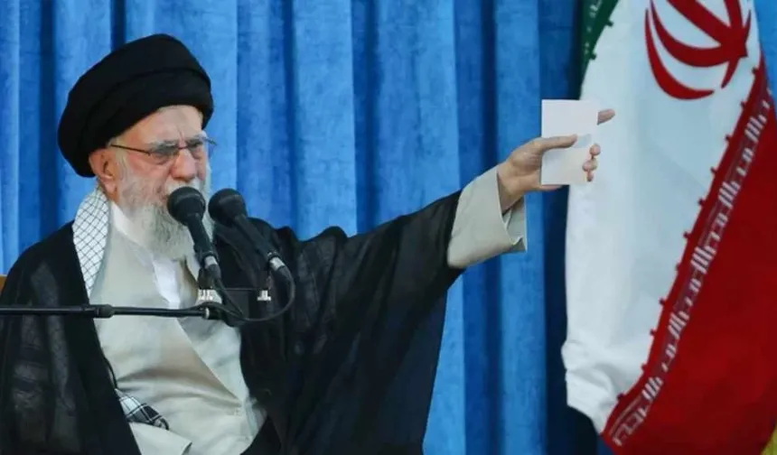 İsrail basını: Ali Hamaney’in konutuna 30 bomba atıldı