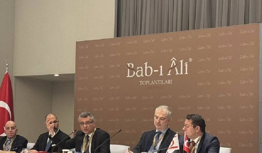 Erhürman Bab-ı Âli Toplantıları’nda konuştu: Siyasi eşitlik olmazsa çözüm de olmaz