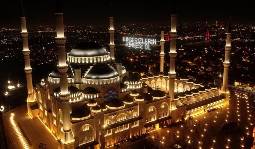 Kadir Gecesi pazartesi günü idrak edilecek