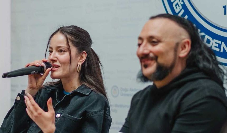 Hayko Cepkin ve Pelin Akil DAÜ’de...