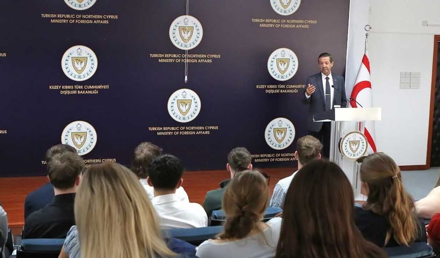 Ertuğruloğlu, Newcastle Üniversitesi öğrencilerini kabul etti