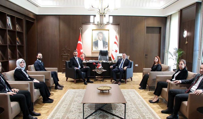 Öztürkler: "UID’ın uluslararası ve diplomatik alandaki çalışmalarını takdirle takip ediyoruz"