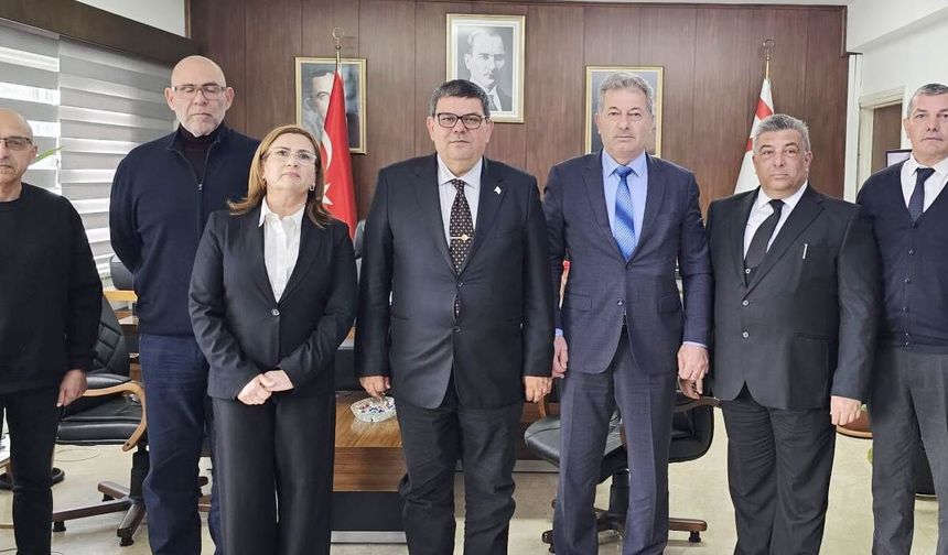 Maliye Bakanı Dr. Berova, Kıbrıs Türk Döviz Büroları Birliği heyetini kabul etti