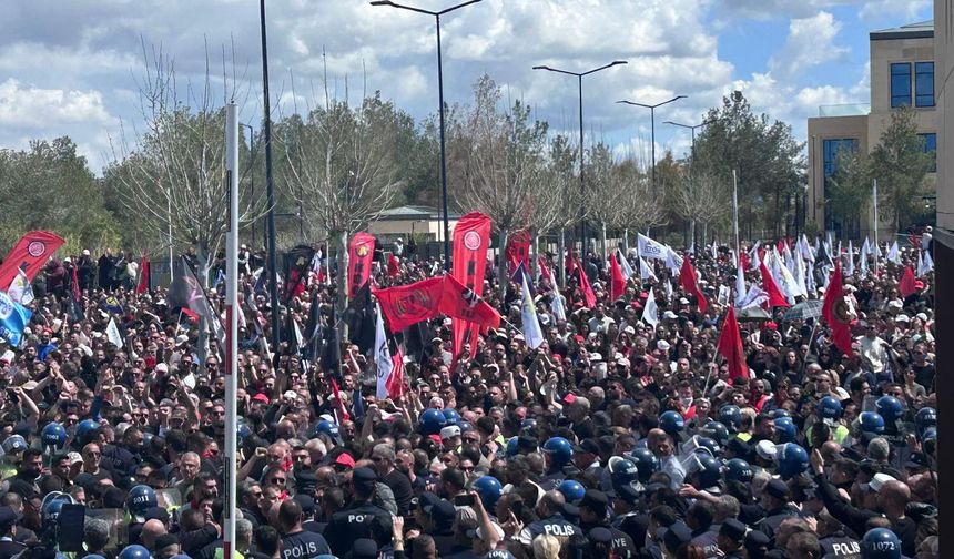 Sendikaların yarınki genel grevi askıya alındı!