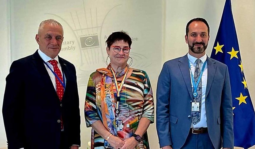 Taçoy ve Candan, AKPA Başkanı Petra Bayr ile görüştü