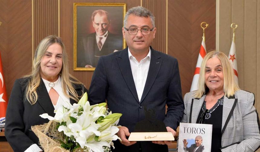 Cumhurbaşkanı Tufan Erhürman, Rauf Raif Denktaş Vakfı yönetimini kabul etti