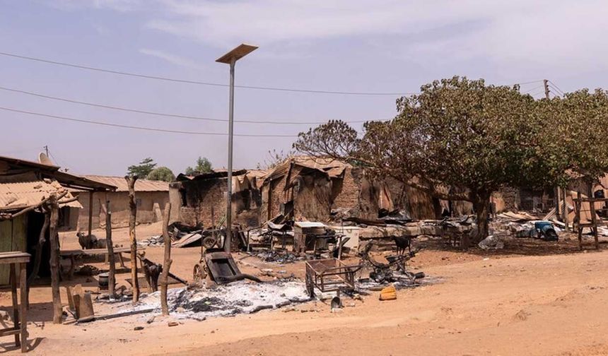 Nijerya'da ordu “yanlışlıkla” pazar yerini bombaladı: 56 sivil öldü