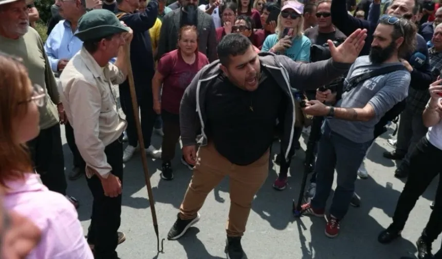 Güney'de Şap hastalığı protestosu: Yollar kapandı