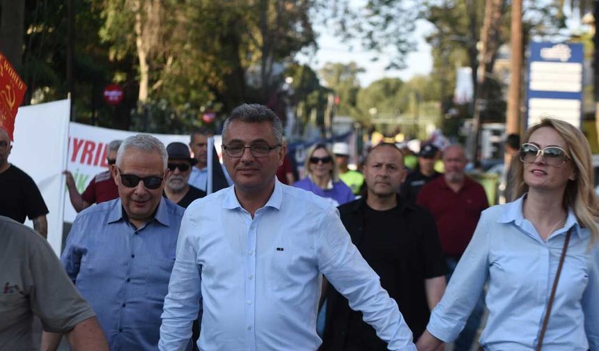 1 Mayıs ara bölgede iki toplumlu etkinlikle kutlandı