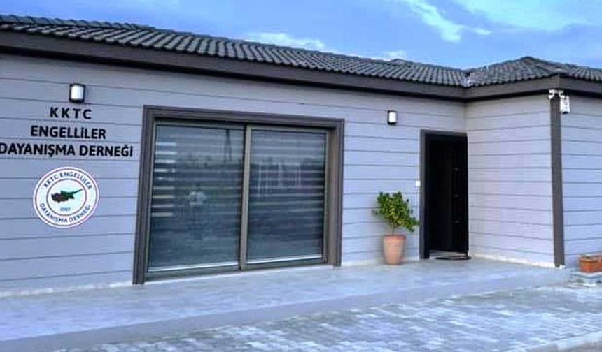 Engelliler Dayanışma Derneği’nden 170 çocuğa bayramlık kıyafet desteği