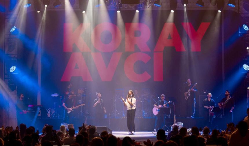 Koray Avcı ile Merit Royal Dıamond’da coşku dolu bayram