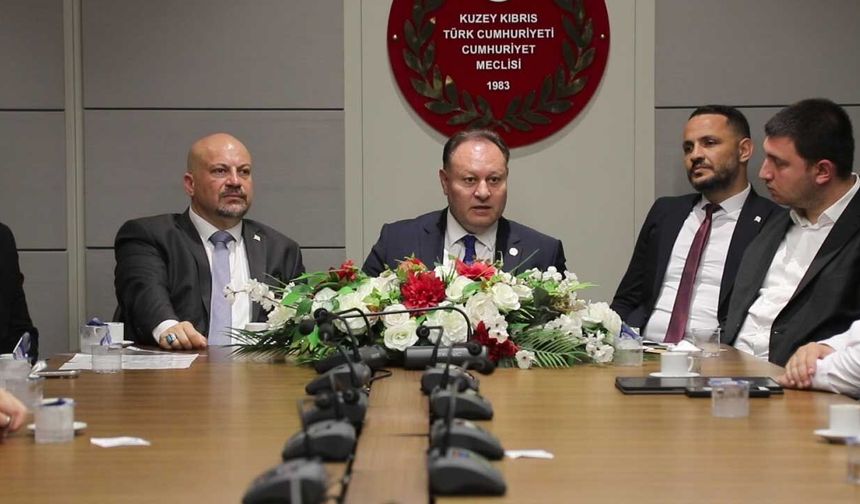 Öztürkler: Gençlerin mesajı net; bizi sadece dinlemeyin, sorunlarımızı çözün