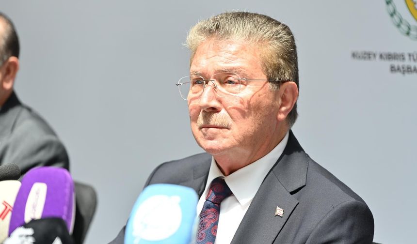 Üstel: Kıbrıs’ta iki devlet gerçeği görmezden gelinemez