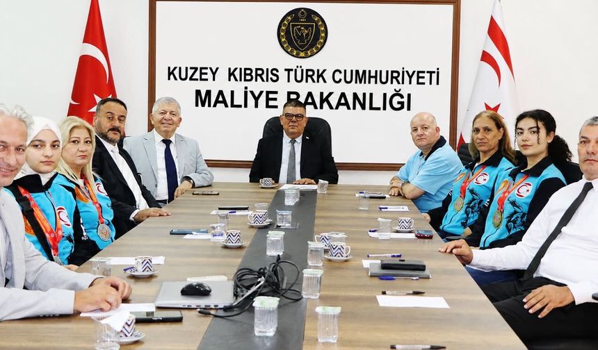 Maliye Bakanı Berova, Dünya Budo Kupası şampiyonlarını kabul etti