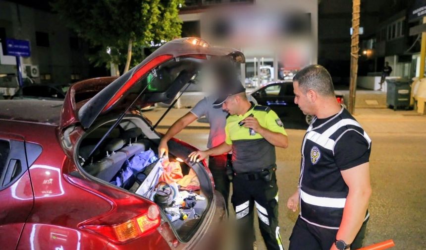 Ülke Genelinde Geniş Çaplı Denetim: 47 Tutuklama, bin 956 Kişi Hakkında İşlem