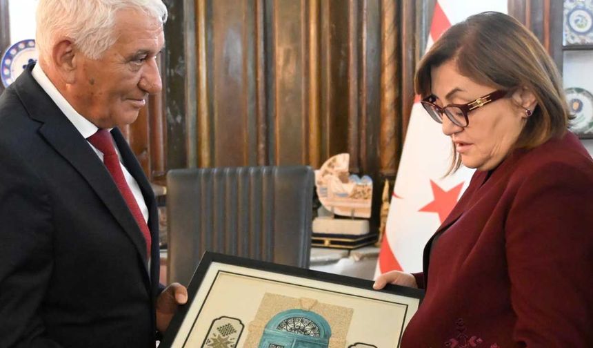 Özçınar, Gaziantep Büyükşehir Belediye Başkanı Şahin ile görüştü