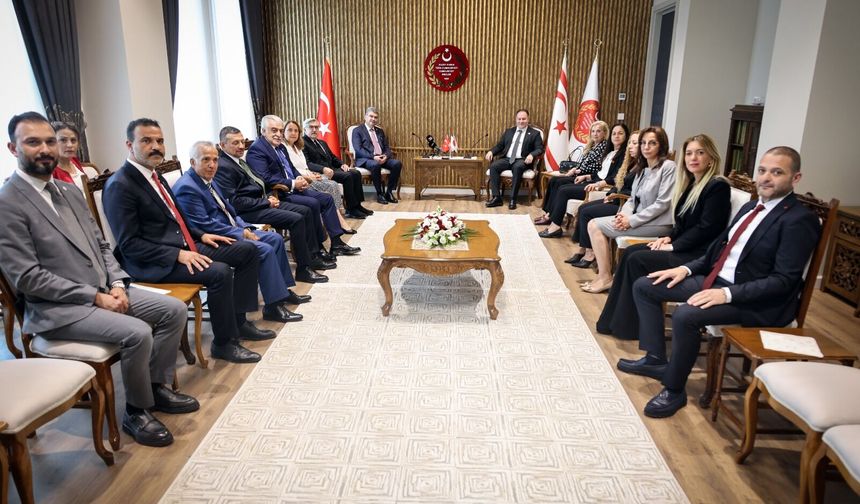 Öztürkler, TC- KKTC Parlamentolar Arası Dostluk Grubu Başkanı Erdem’i kabul etti