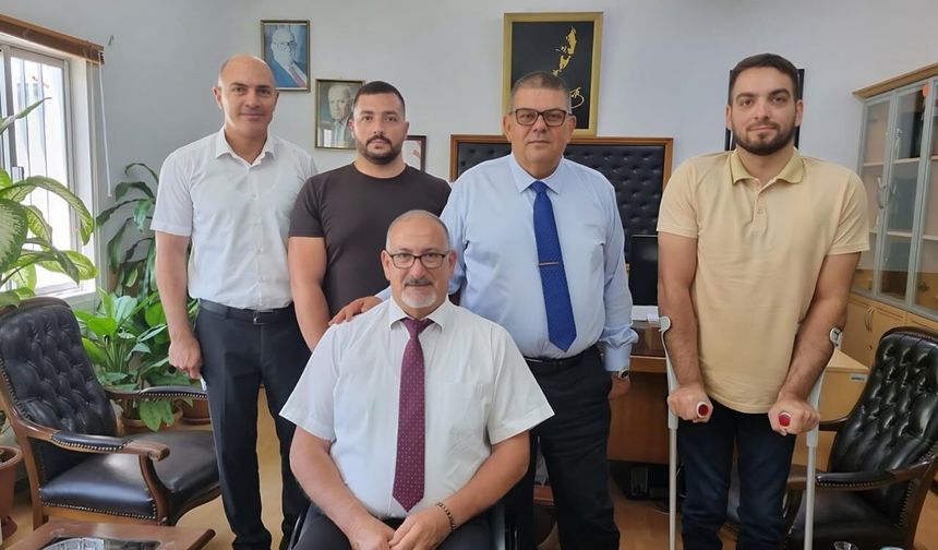 Berova, Kıbrıs Türk Ortopedik Özürlüler Derneği heyetini kabul etti