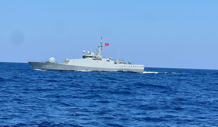 Arama-kurtarma çalışmaları gece de 13 gemi ve 2 helikopterle devam edecek