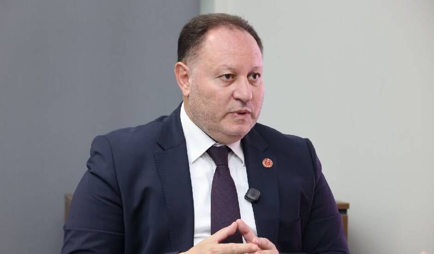 Öztürkler: AB ve BM silkinmeli, gerçekleri görmeli