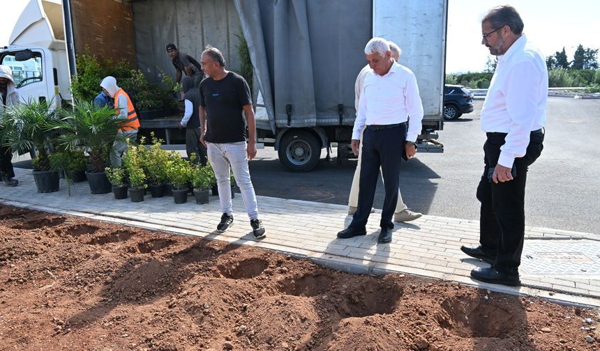 Özçınar, yeni Güzelyurt Hastanesi’ndeki çalışmaları yerinde inceledi