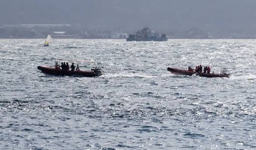 Endonezya’da 243 kişiyi taşıyan gemiden 102 kişi kurtarıldı!