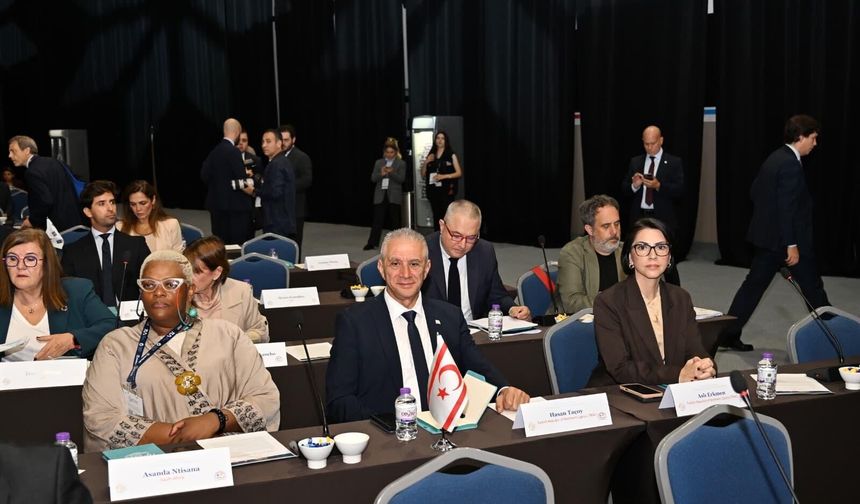 “Gündelik sorunlarımız elbette önemli ama geleceği de ihmal edemeyiz”