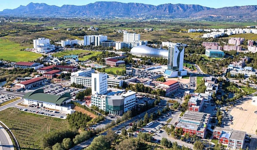 Stanford Listesine Yakın Doğu Üniversitesi İmzası