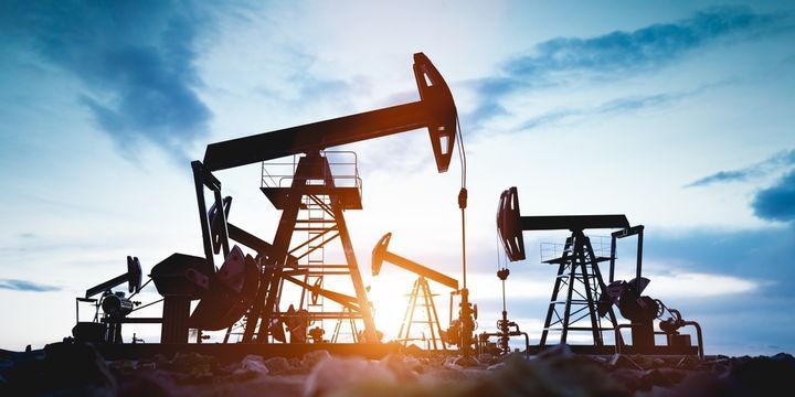 Petrol, Rusya yaptırımlarındaki esneklikle geriledi