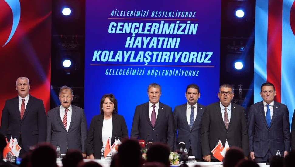 Üstel'den gençlere 10 destek paketi!